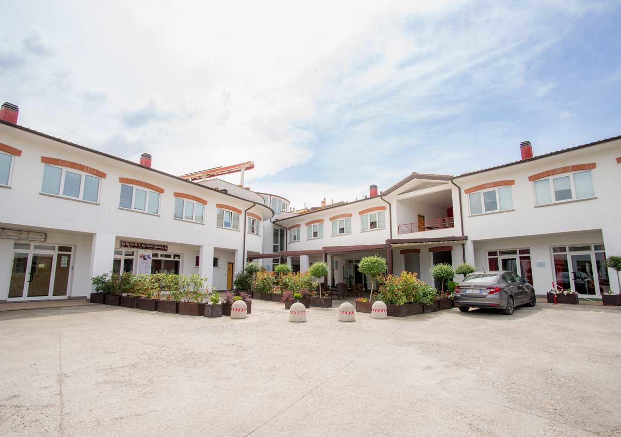 Hotel Relais Del Lago Marta Eksteriør bilde